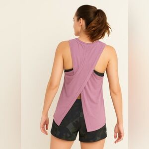 Old Navy UltraLite Cross-Back Fly-Away Tank Top Dusty Rose